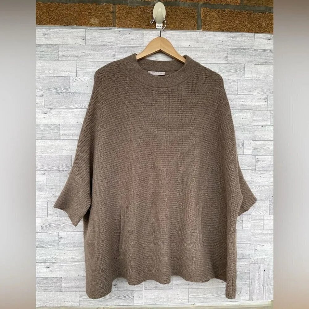 FLORA FEDI PONCHO SWEATER large